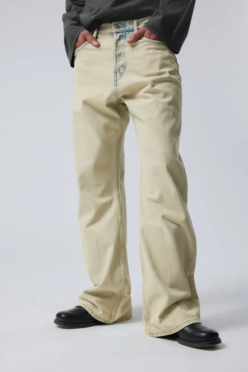 WEEKDAY Time Bleached Bootcut Jeans | endource