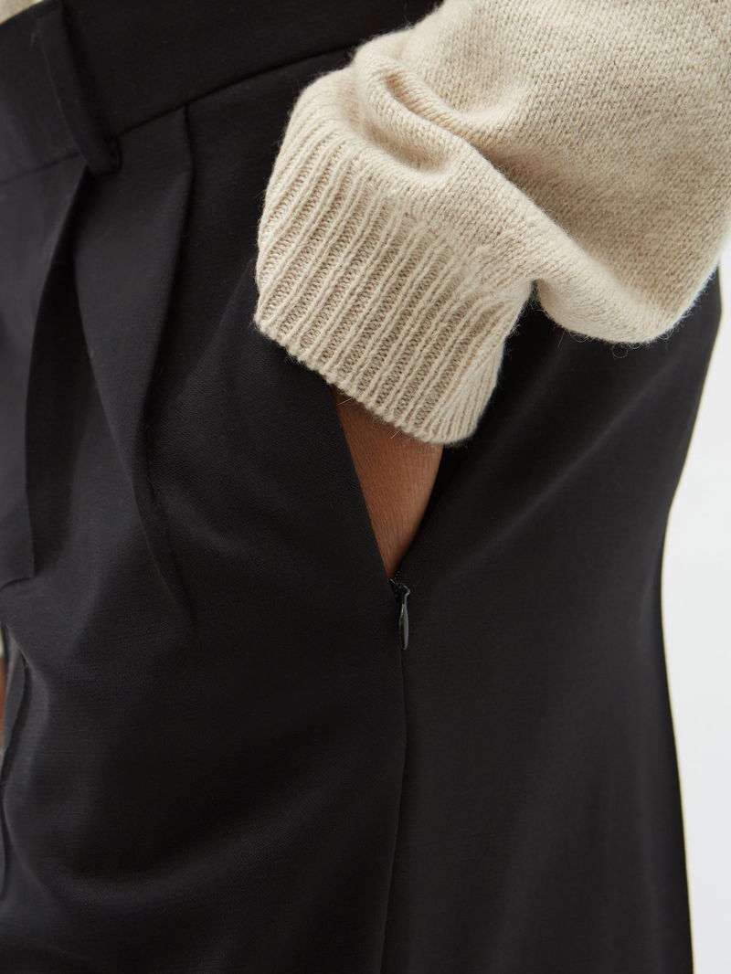 FRAME Ilona Hamer x FRAME Pleated WoolBlend Trousers in Black Endource