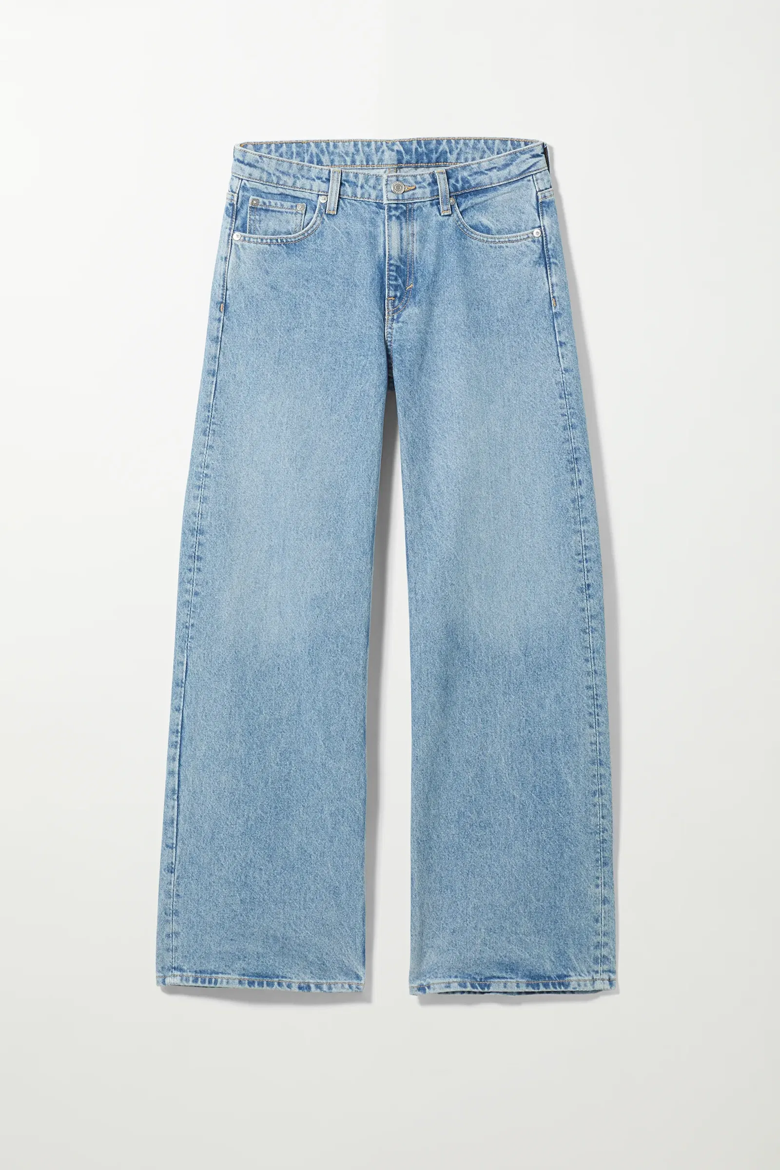 WEEKDAY Ray Low Wide Jeans in Blue Wash | Endource