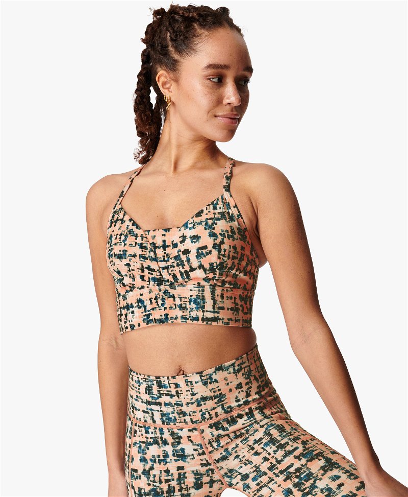 SWEATY BETTY Super Sculpt Sustainable Yoga Bra in Green Spring Floral Print