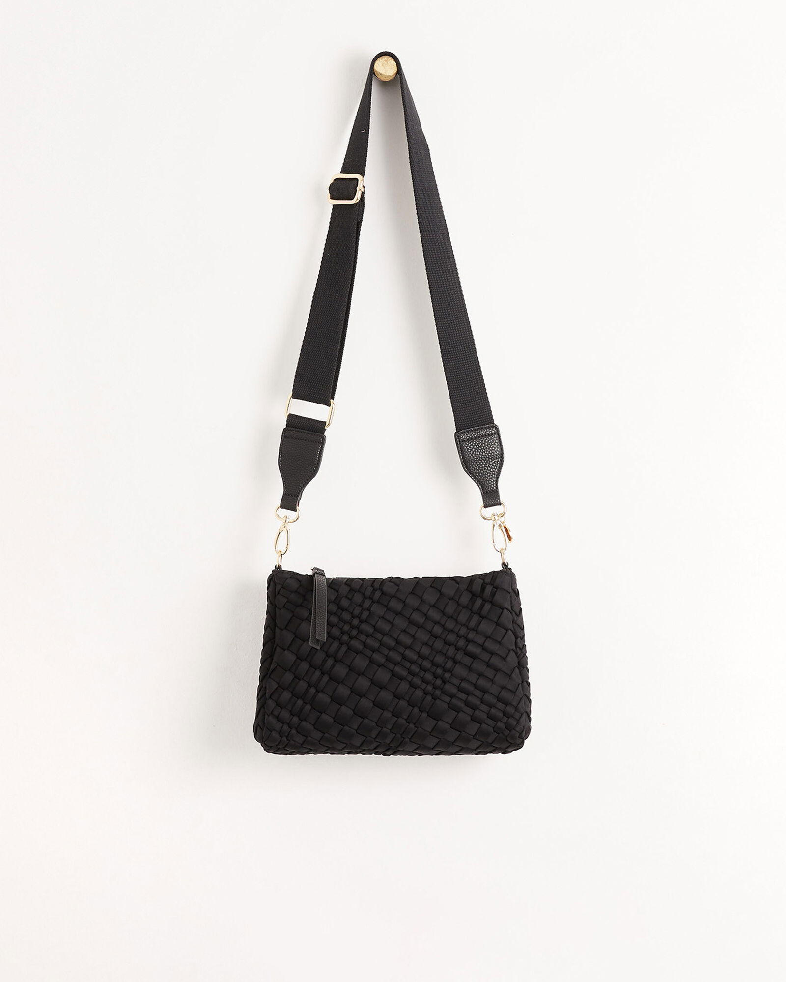 OLIVER BONAS Nina Weave Crossbody Bag in Black Endource
