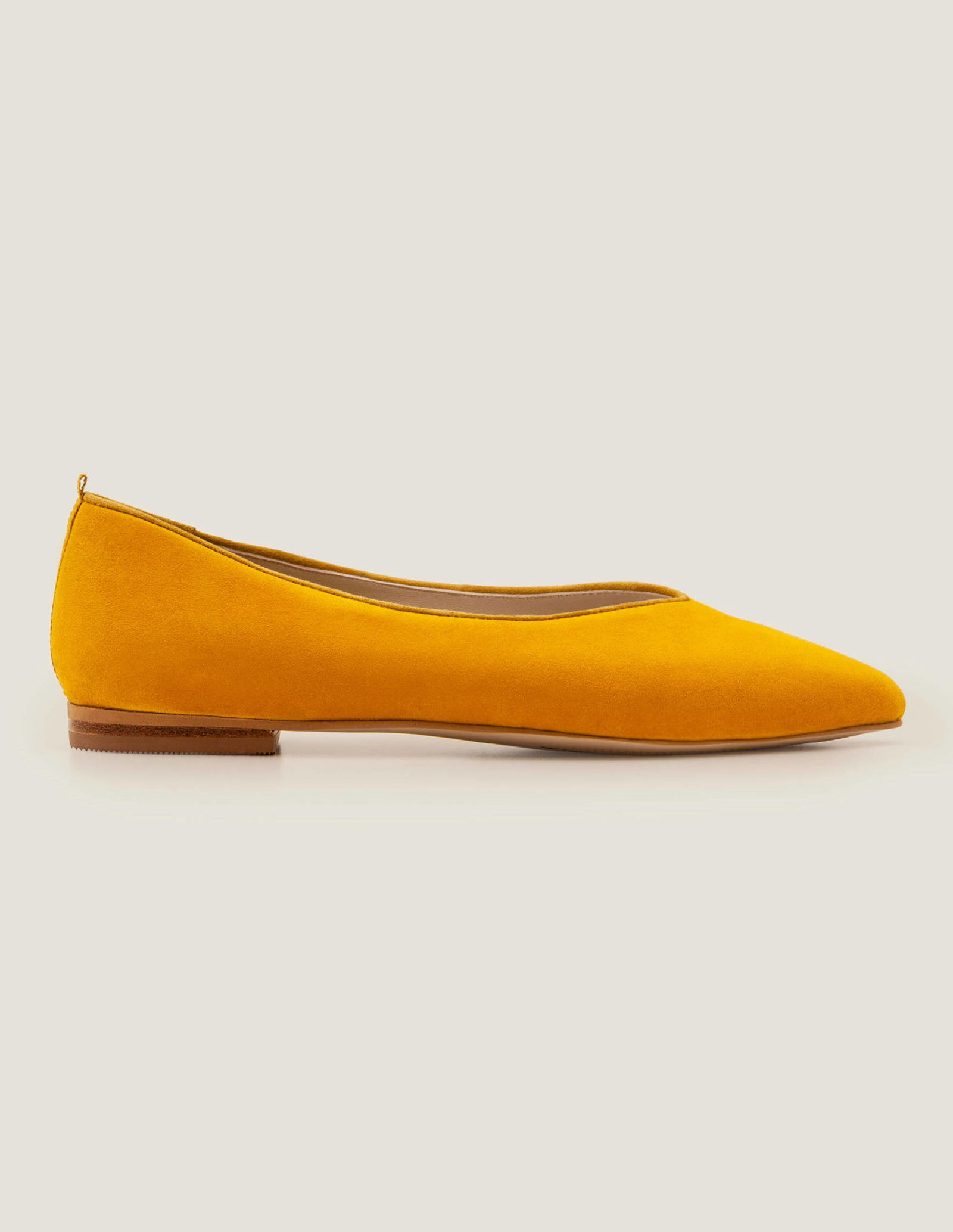 BODEN Julia Pointed Flats endource