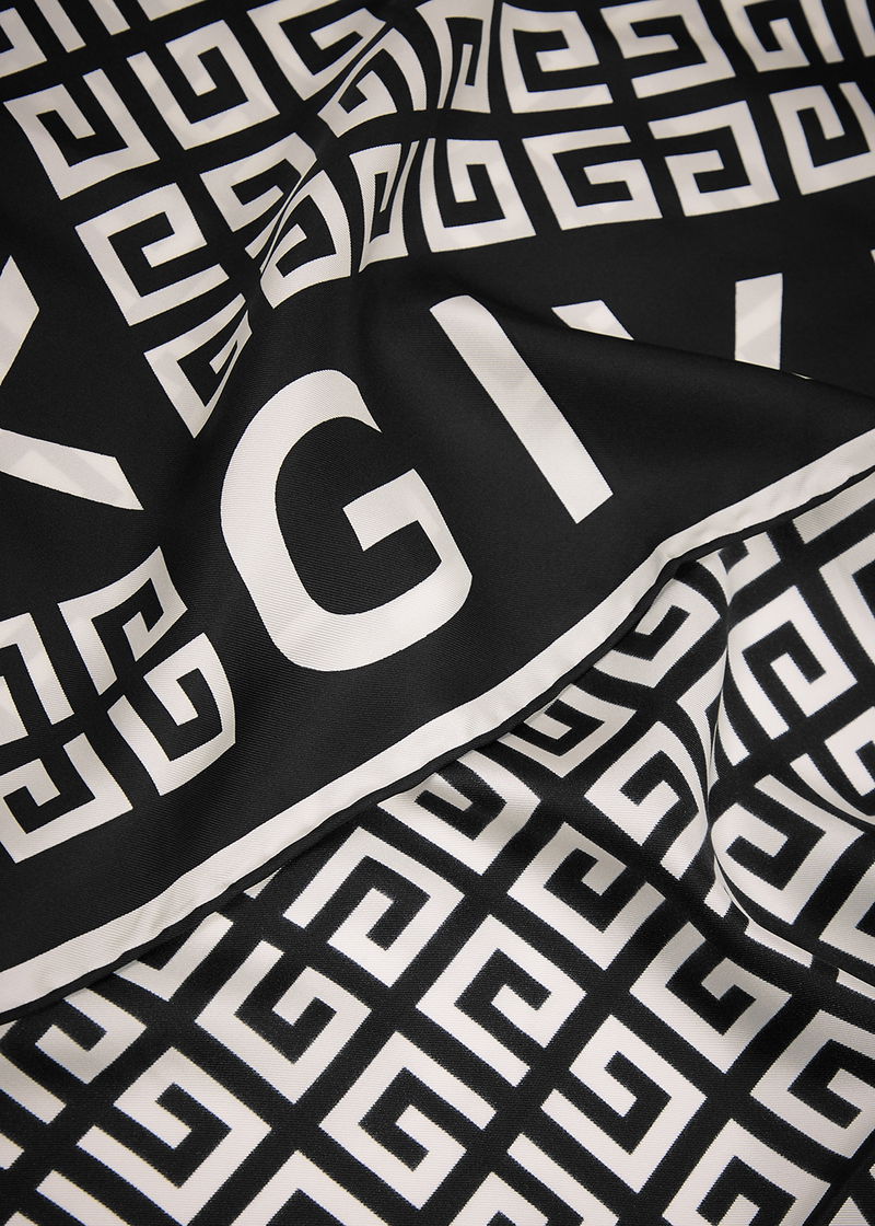 지방시(Givenchy) Monochrome logo-print silk scarf - 캐치패션