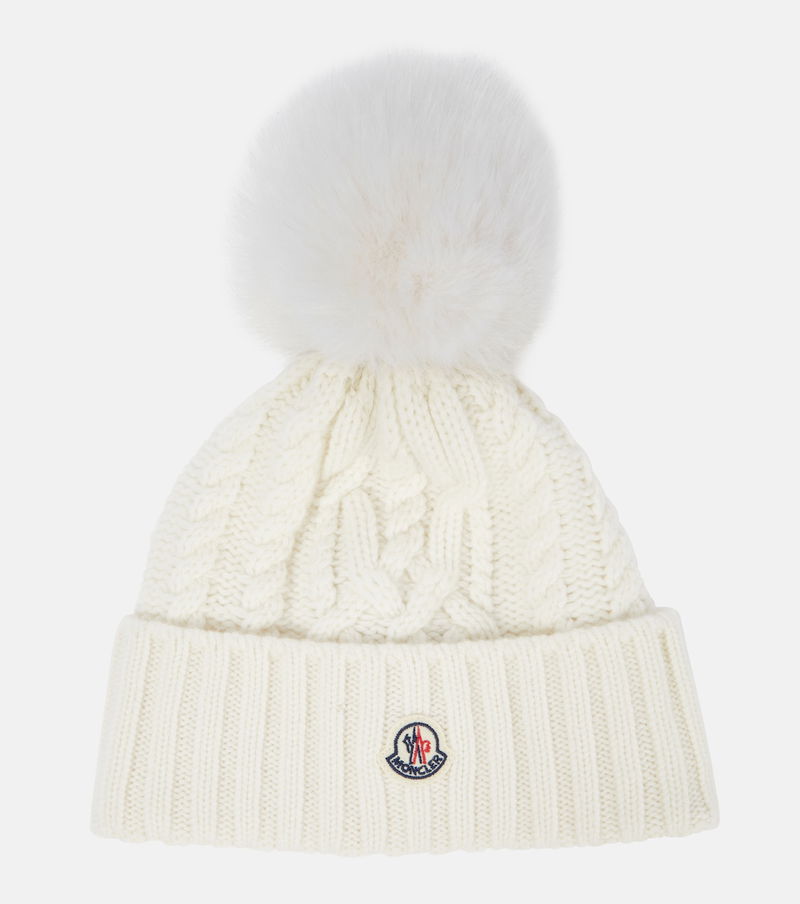 moncler beanie logo