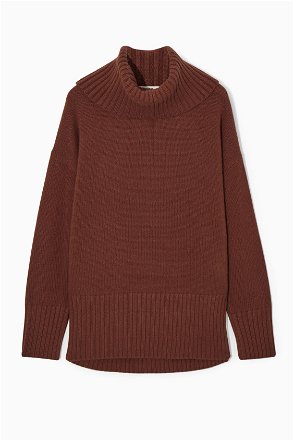 COS Oversized Pure Cashmere Roll-Neck Jumper in RUST