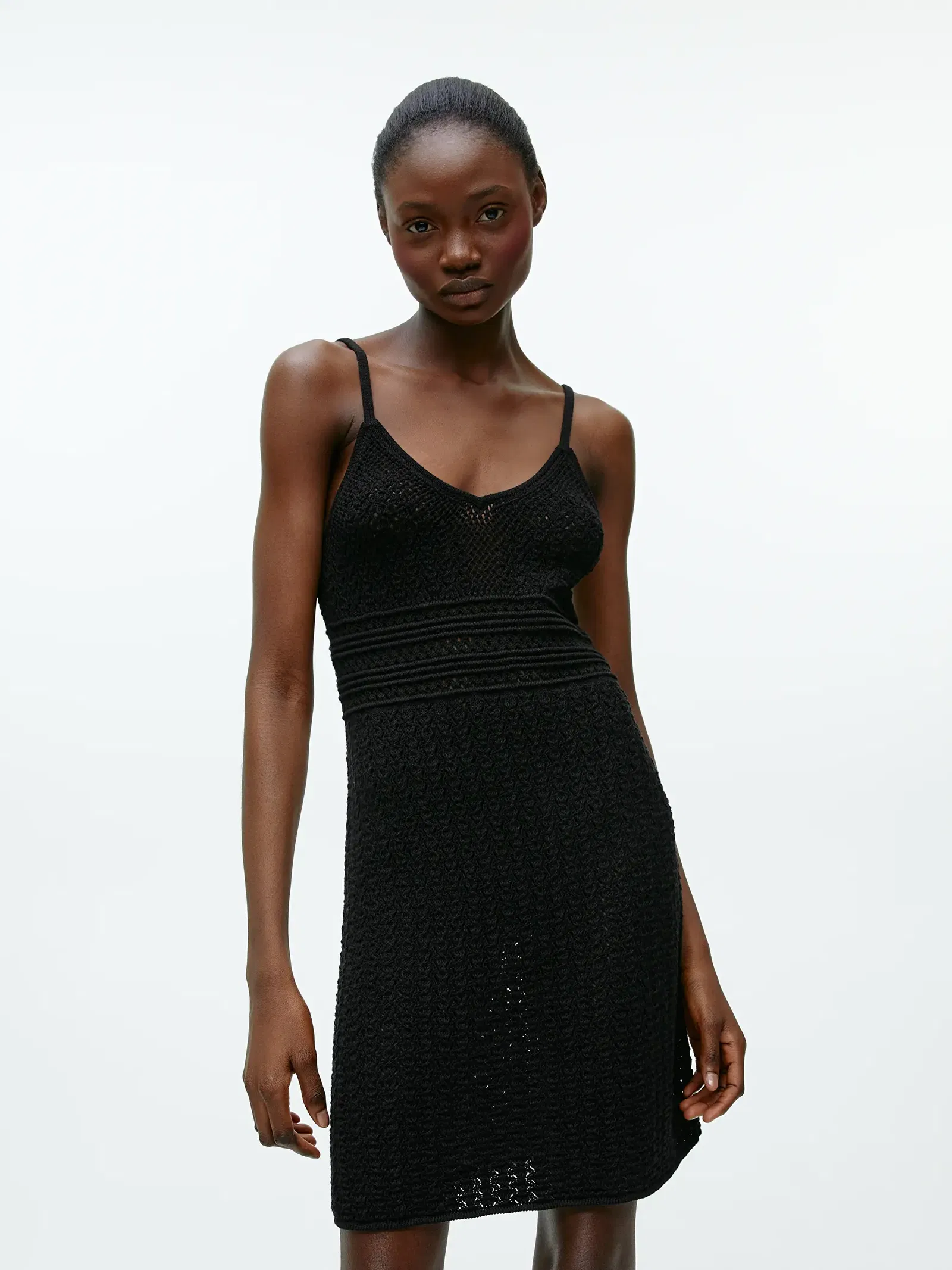 arket crochet dress Arket Crochet Dress Black and Knitted White
