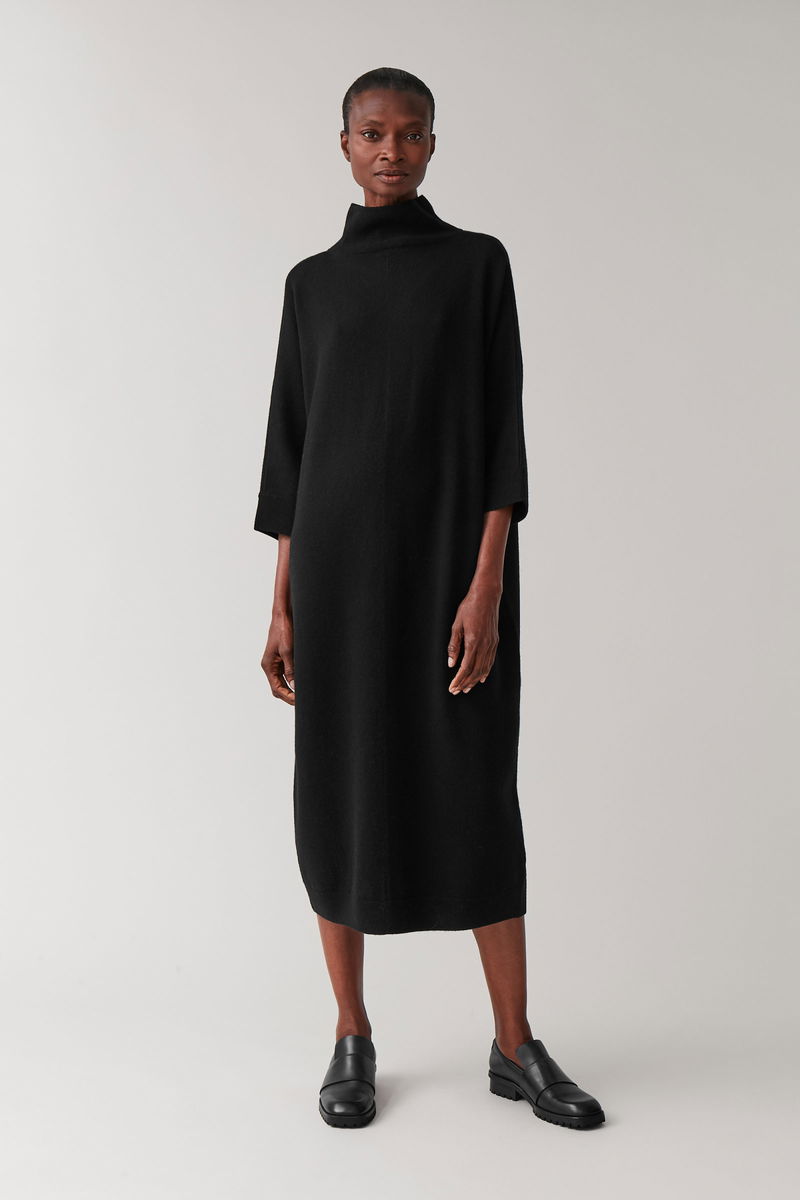 cos oversized lambswool dress OVERSIZED KNITTED ALPACA-BLEND DRESS - BLACK