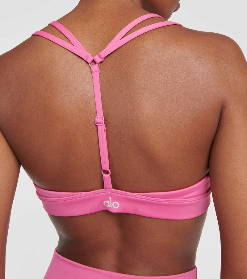ALO YOGA Airlift Layer Up Sports Bra in Pink
