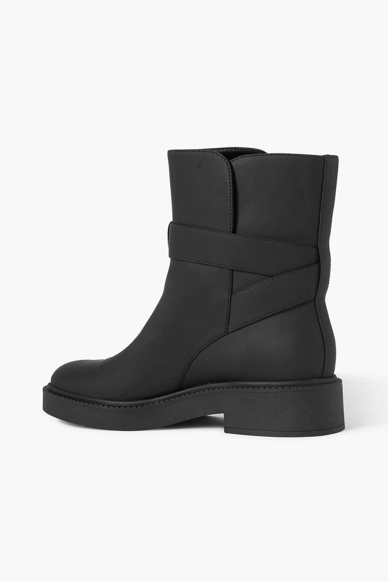 vince shearling boots