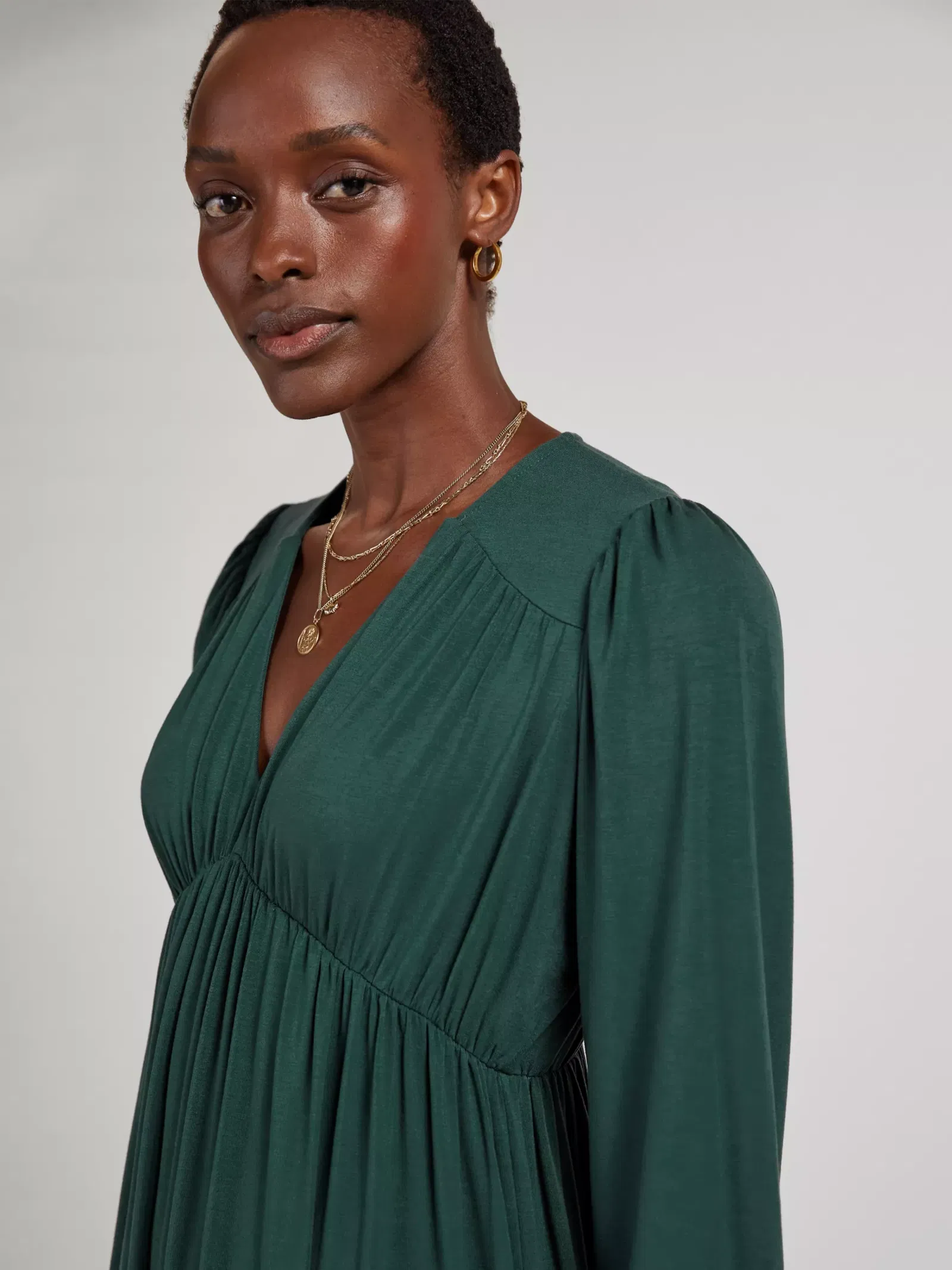 baukjen green dress Kaydence Printed Midi Tea Dress with Livaeco - Green Shadow Spot main image 1