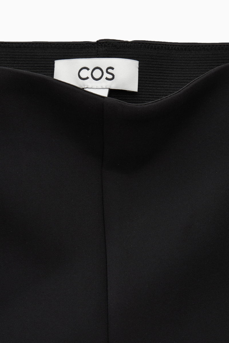 COS SlimFit Cropped Scuba Leggings in BLACK Endource