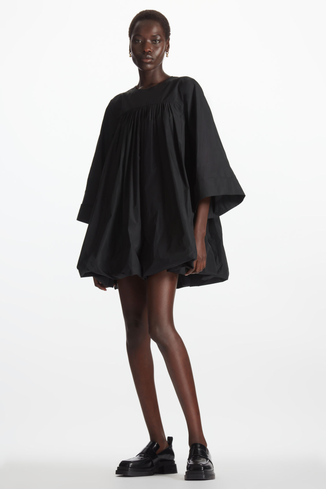 COS Voluminous A-Line Mini Dress | endource COS Voluminous A-Line Mini Dress | endource
