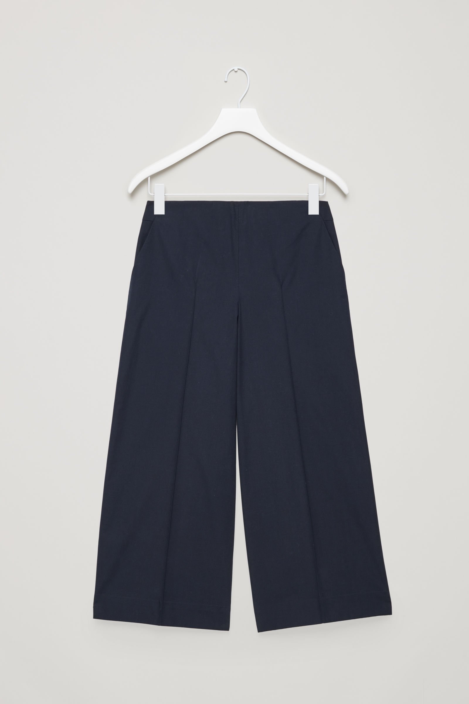 COS Culottes with Pintuck Detail | Endource