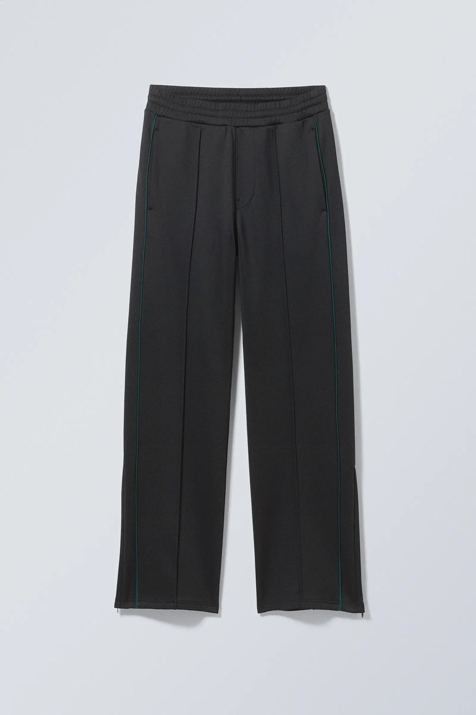 WEEKDAY Ken Trackpants in Black Endource