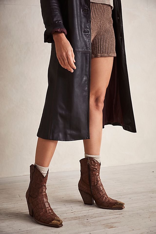 FREE PEOPLE FP Collection - Brayden Croc Western Boots in Bitter Brown