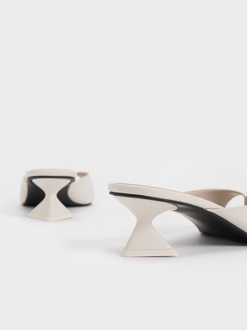 CHARLES KEITH Sculptural Heel Thong Sandals endource