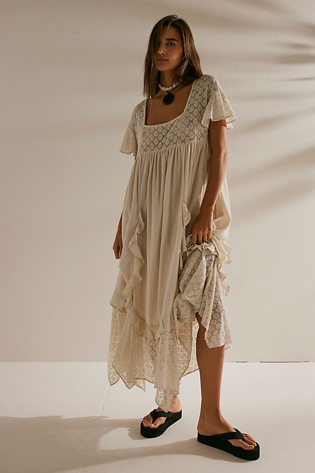 fitted lace wedding dress SELENA Winter Flowers - Dress