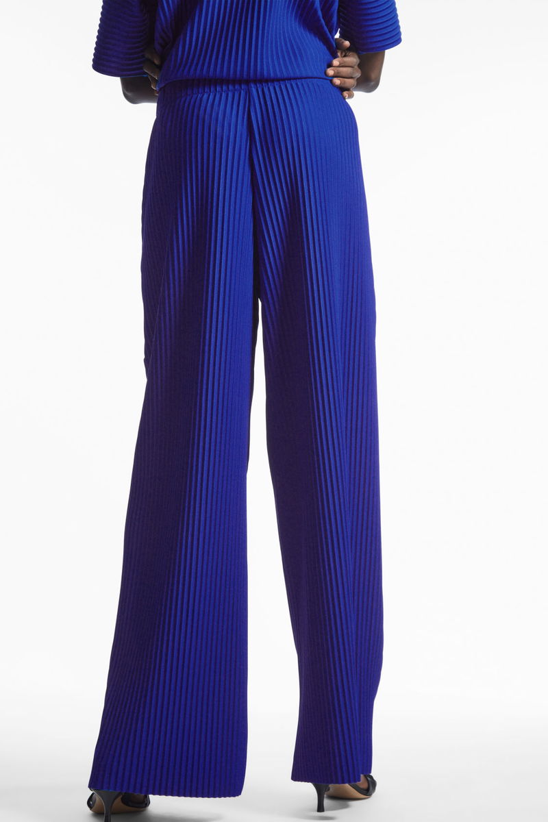 Pleated Elasticated Trousers