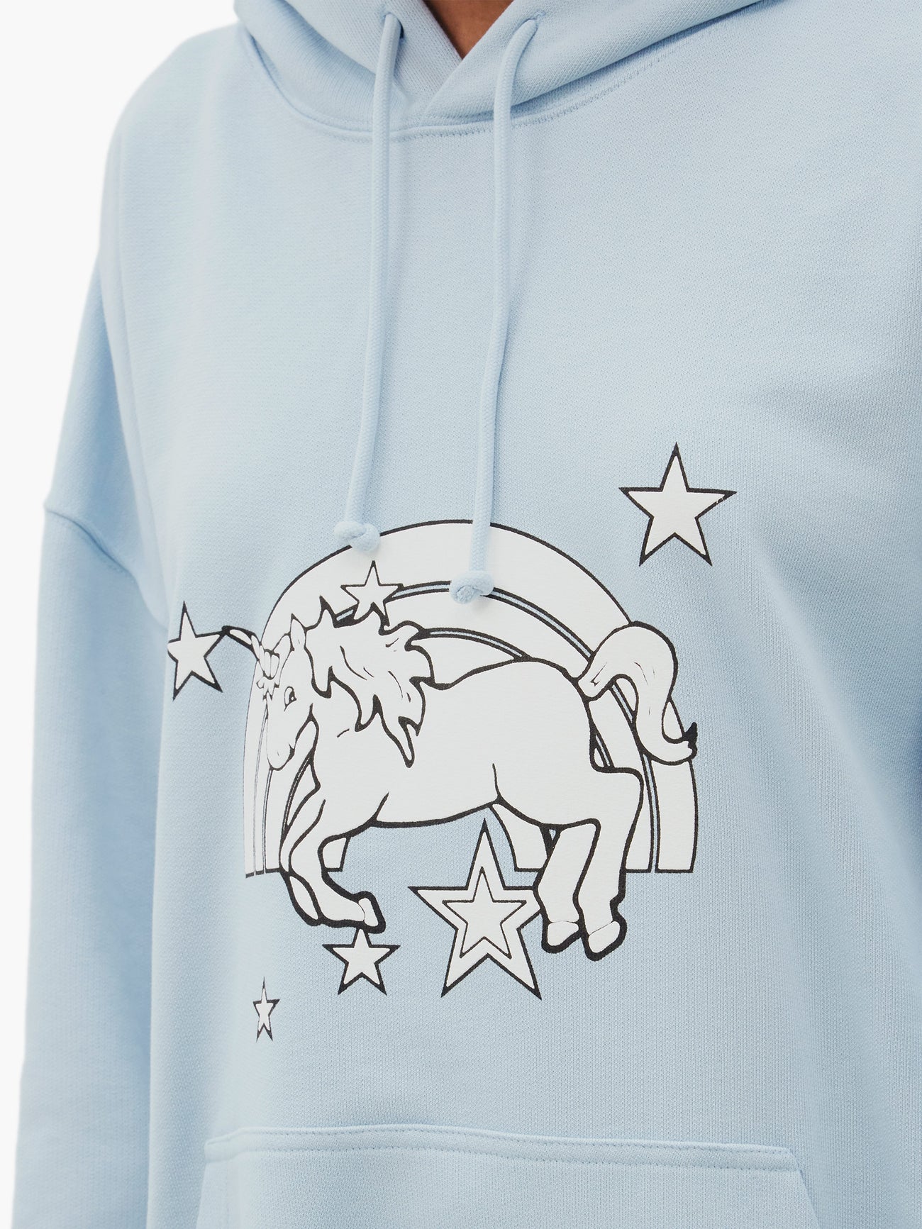 vetements-magic-unicorn-print- 