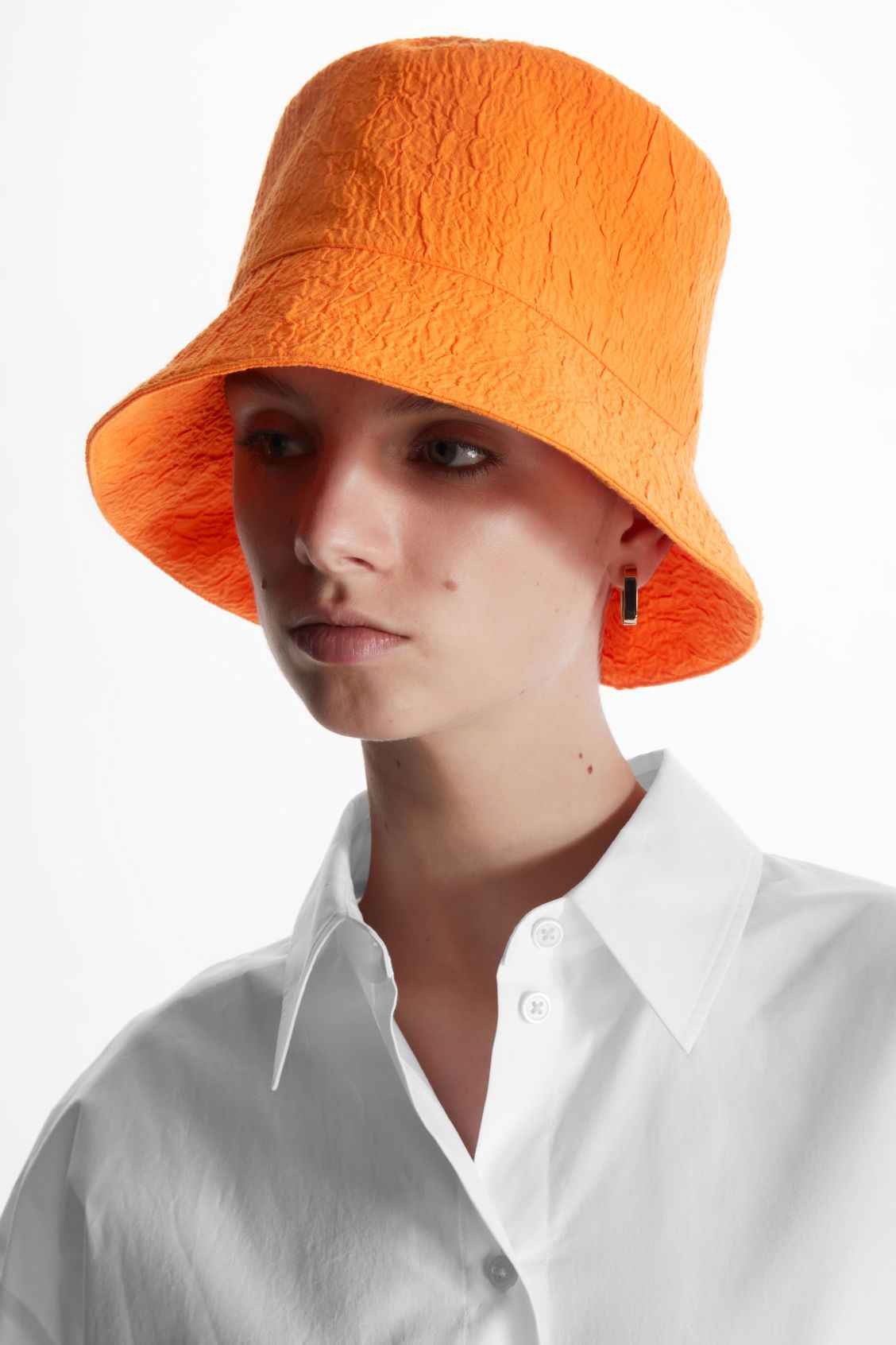 COS Bucket Hat | endource display picture 1
