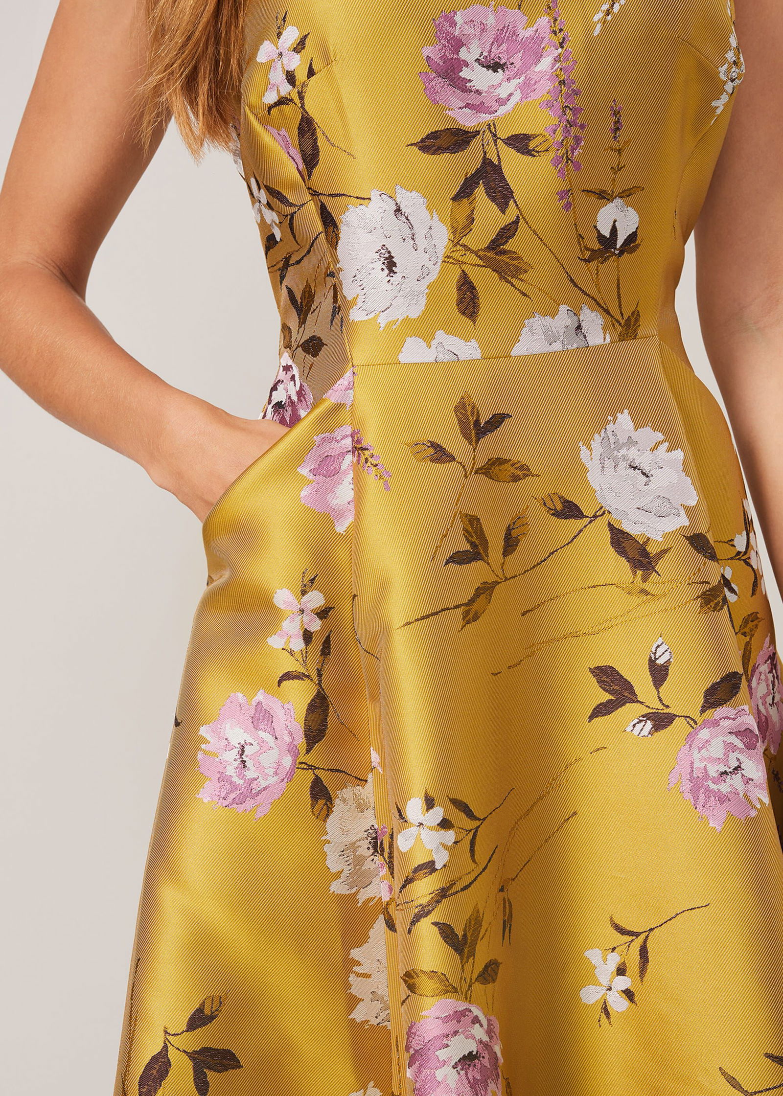 slim fit dress slacks Jacquard Floral Mini Dress main image 0