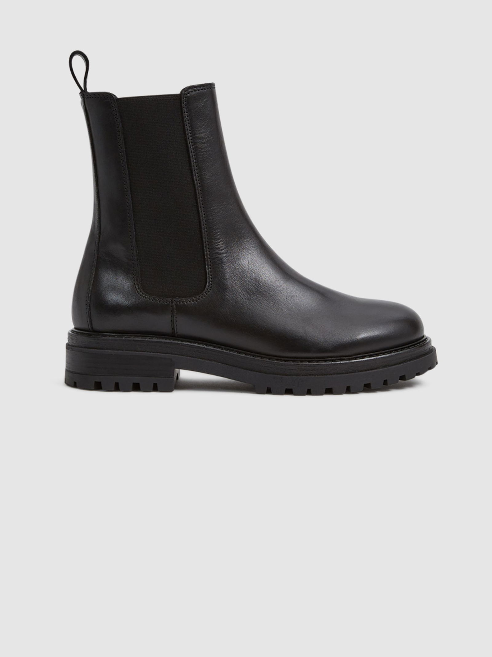 the rail chelsea boot