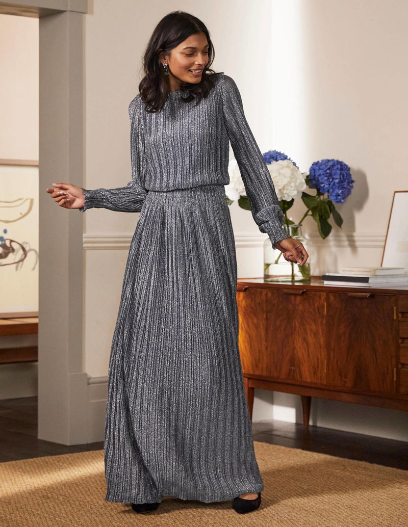 long sleeve pleated maxi dress