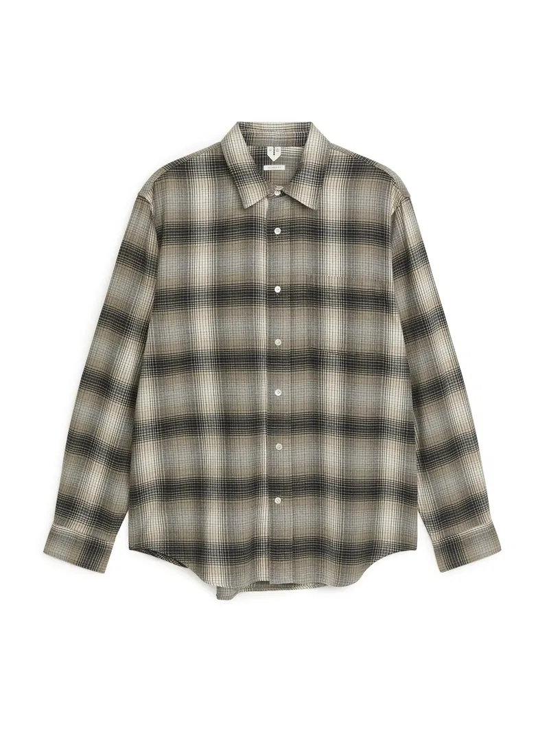 ARKET Relaxed Flannel Shirt endource