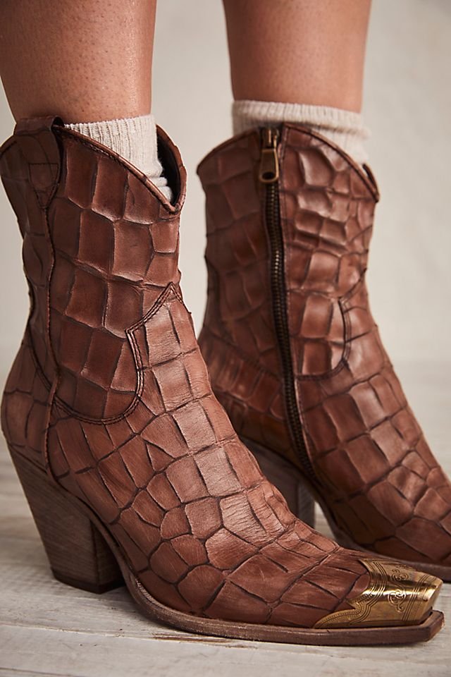 Woven Brayden Western Boots  Boots, Western boots, Fashion
