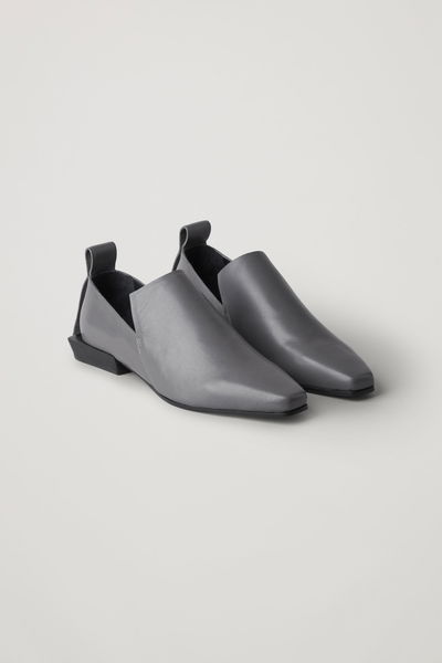 pointed leather loafers