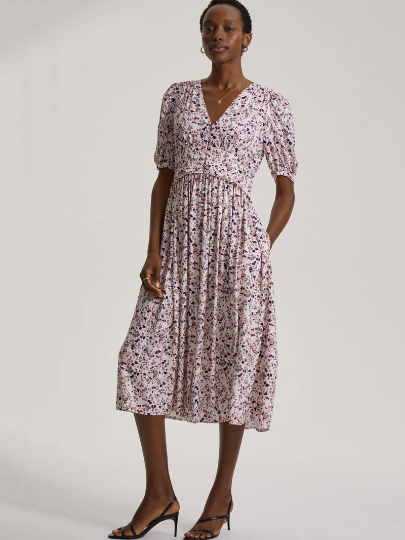 BAUKJEN Suzy Floral Midi Dress in Powder Pink