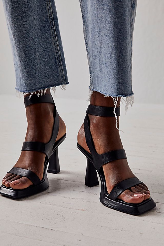 FREE PEOPLE FP Collection - Candice Heels in Black | Endource
