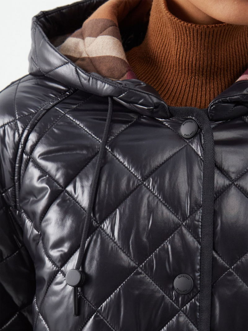 burberry detachable hood lightweight diamond quilted coat