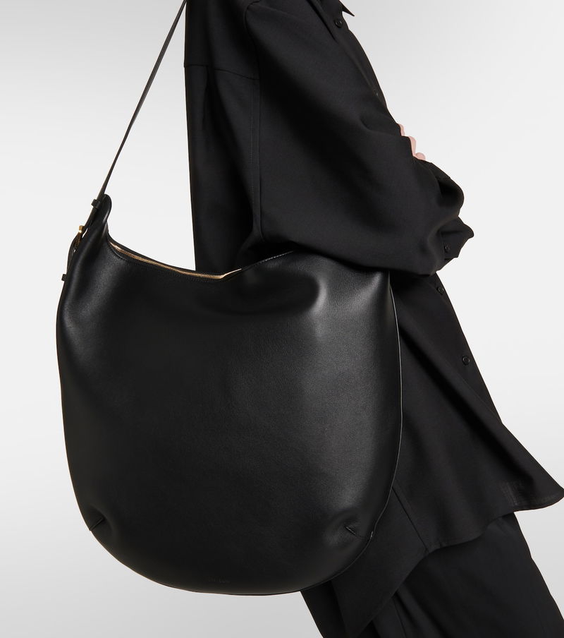 THE ROW Allie Leather Shoulder Bag in Black | Endource