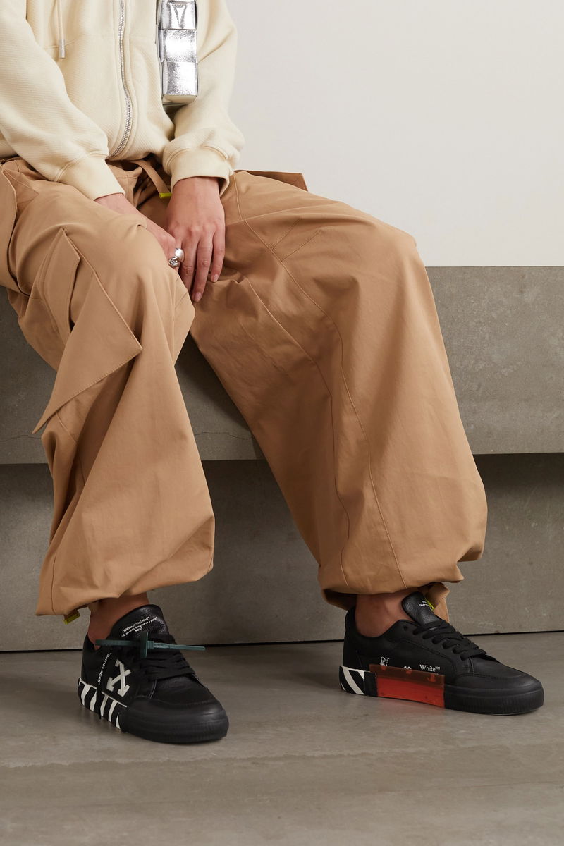 Off-White Low Vulcanized Logo-Appliquéd Sneakers endource