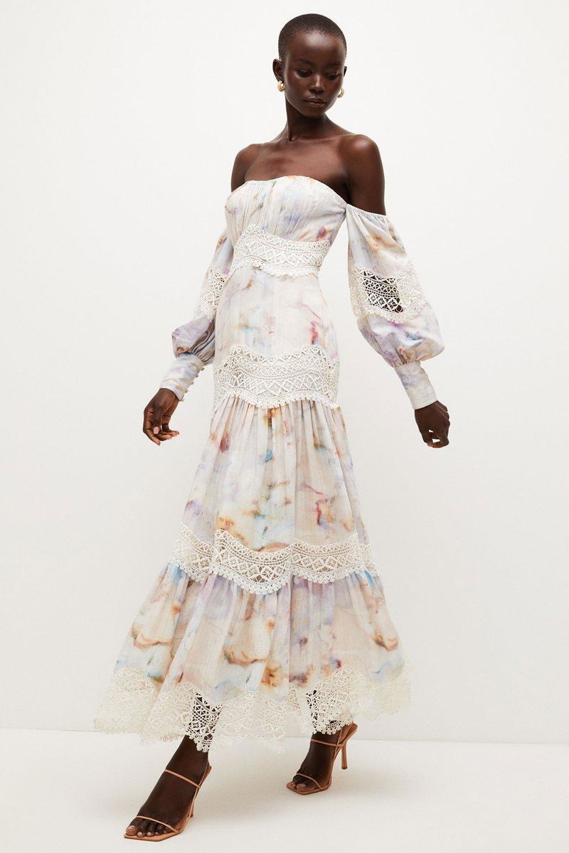 KAREN MILLEN Karen Millen x Lydia Millen - Lace Trim Floral Maxi Dress | endource KAREN MILLEN Karen Millen x Lydia Millen - Lace Trim Floral Maxi Dress | endource