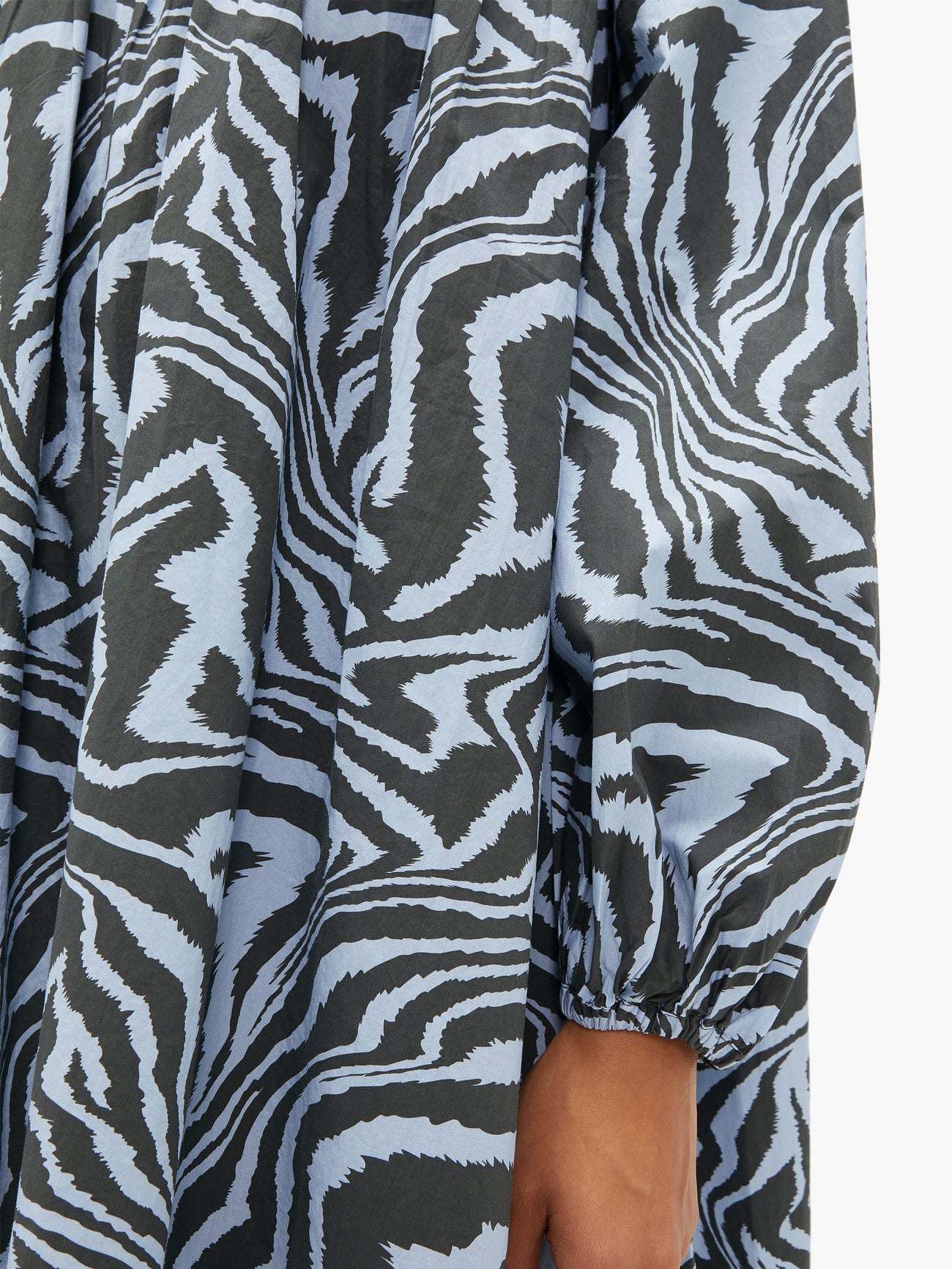 slim fit dress slacks Petite Green Zebra Print V-Neck Midi Dress – Ro&Zo