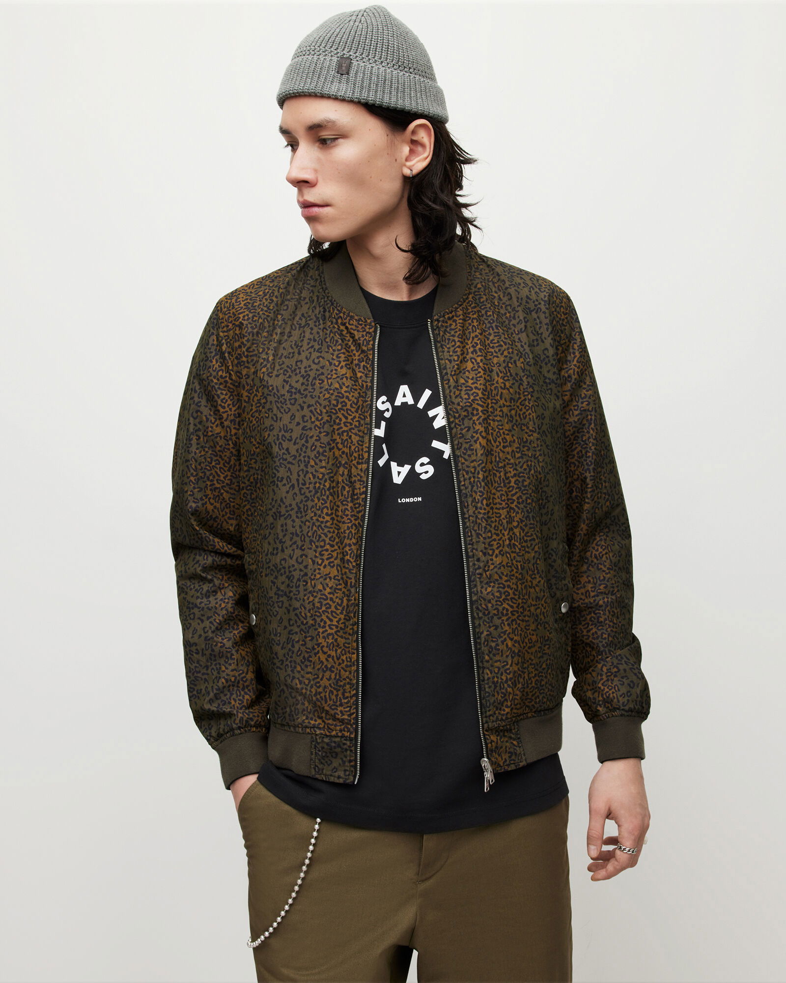 AllSaints Rev Bassett Bomber Giacca Uomo - Reversibile In Misto Cotone Con Ricamo Teschio Ramskull - copertina