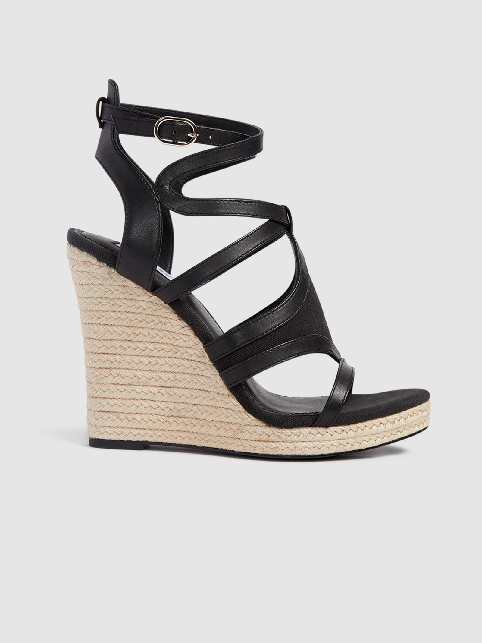 leather fisherman shoes