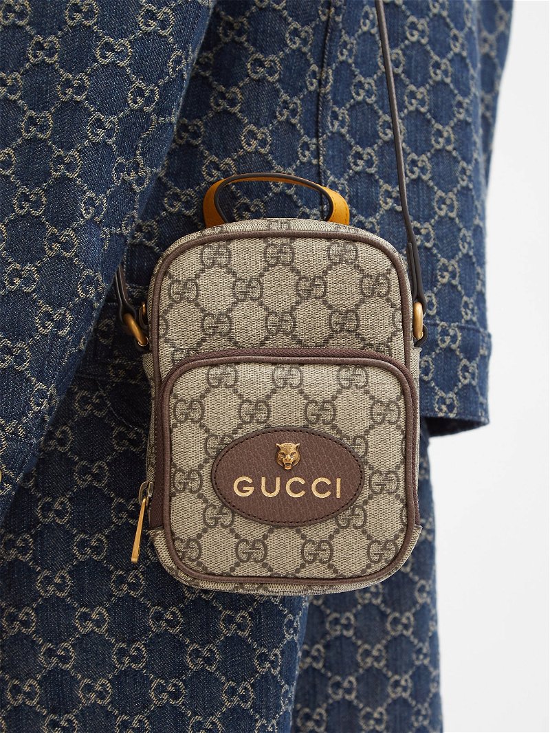 Shop GUCCI GG Supreme 2021-22FW Neo vintage mini bag (658556 K9GOT
