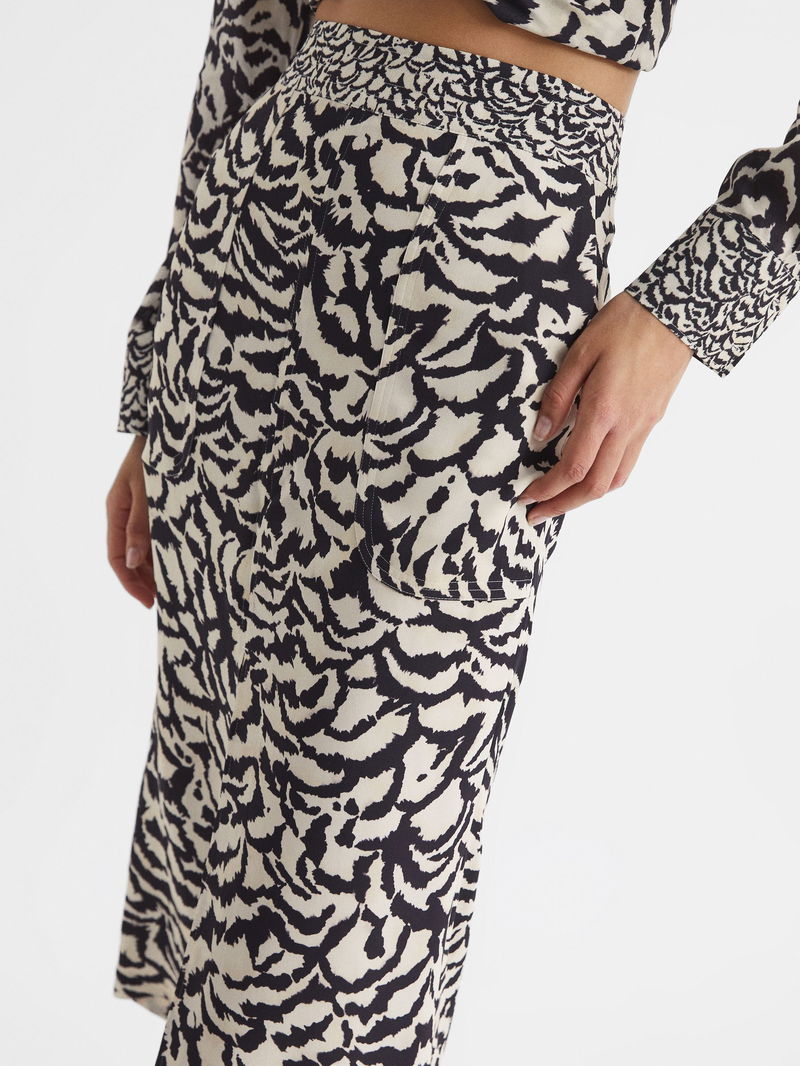 REISS Tori Printed Pencil Skirt endource