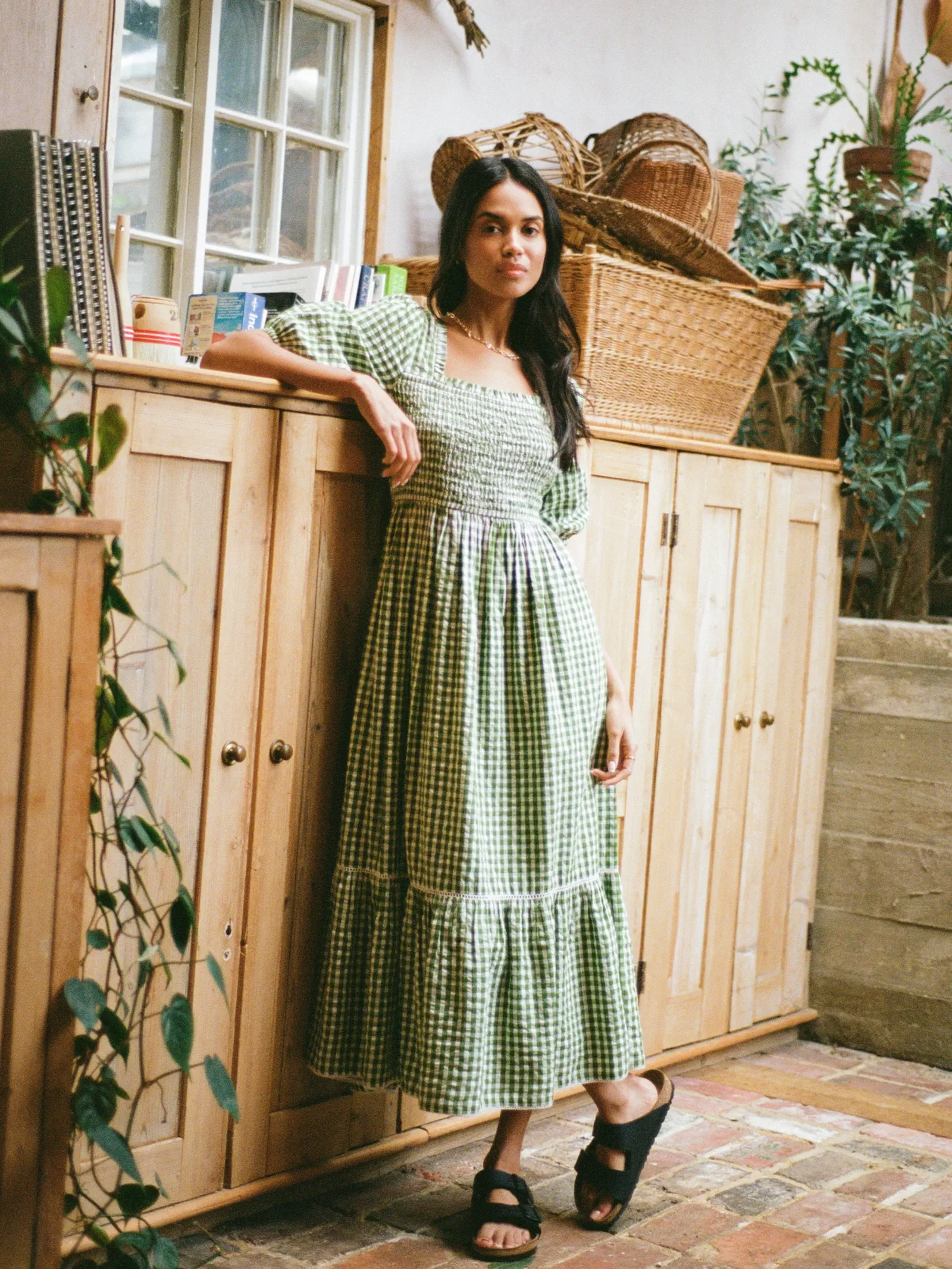 NOBODY'S CHILD Elsa Seersucker Gingham Midi Dress | endource