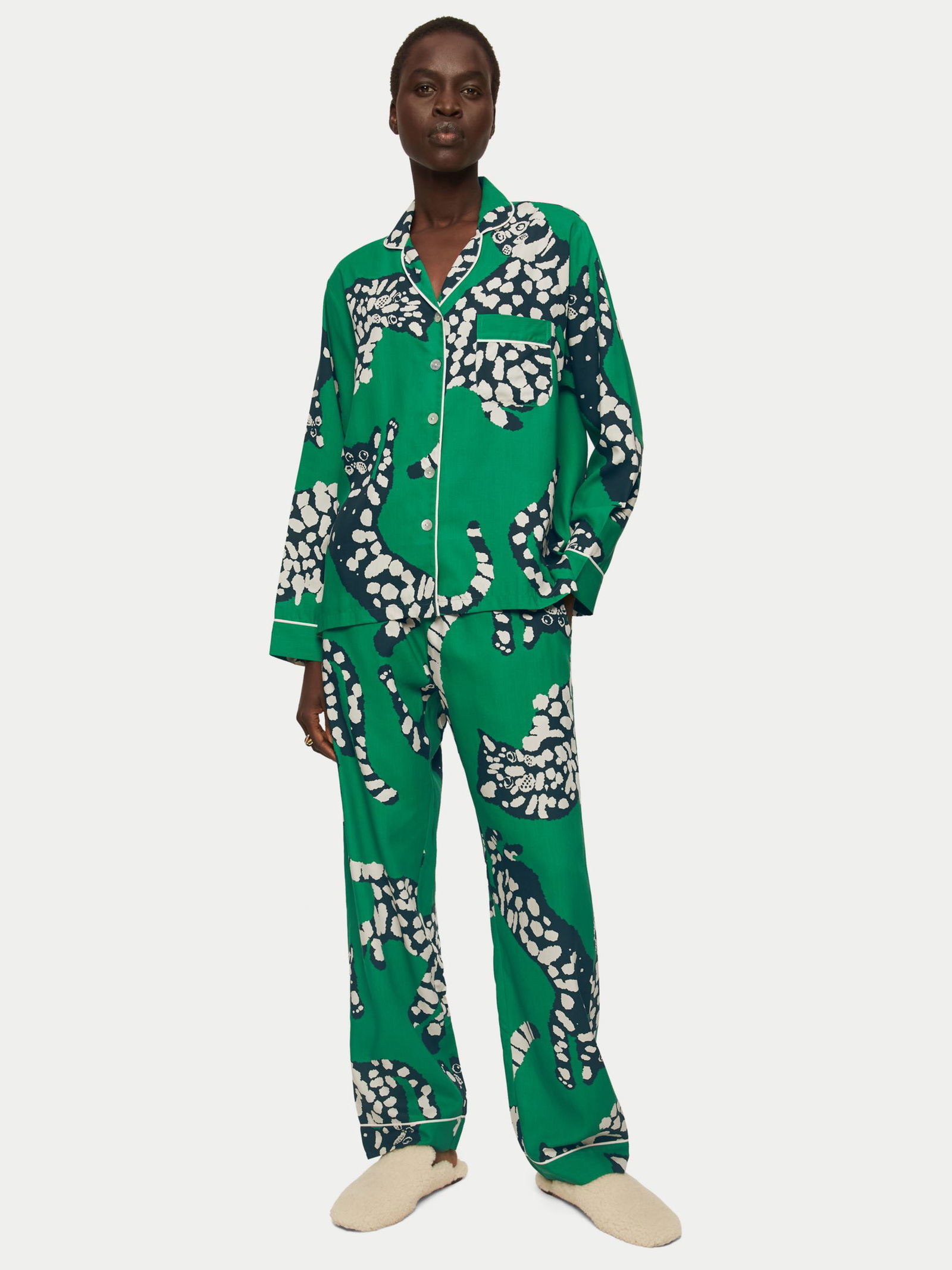 JIGSAW Dancing Cats Print Pyjama Set Endource