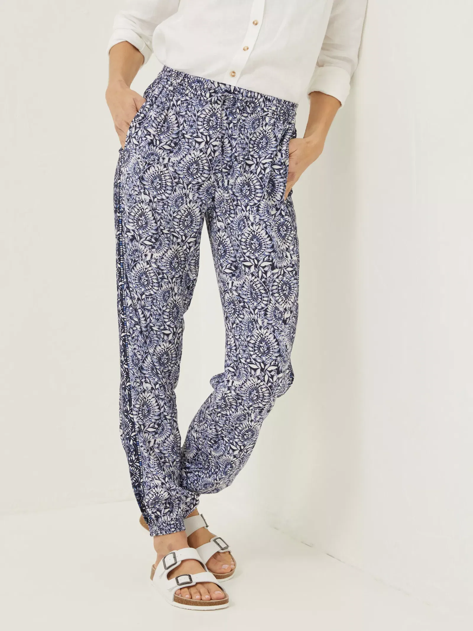 FATFACE Lyme Watercolour Batik Trousers in Blue | Endource