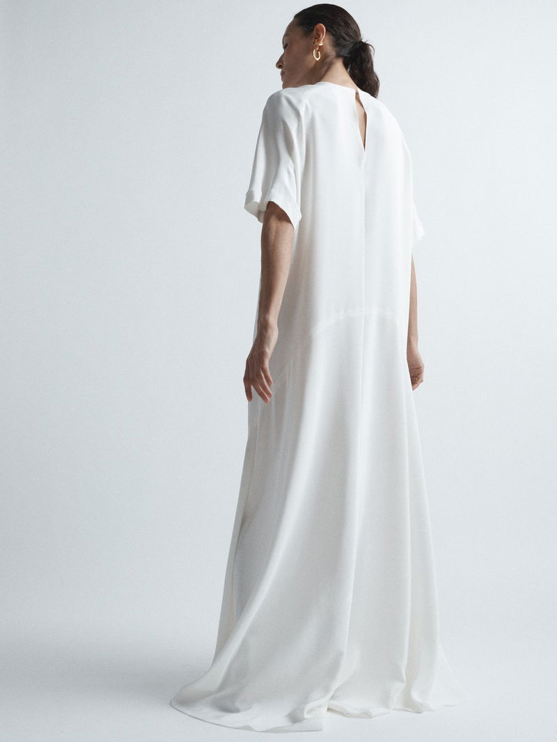 lace white dresses with sleeves Elegant Short White Knee-length Lace Homecoming Dresses with Sleeves