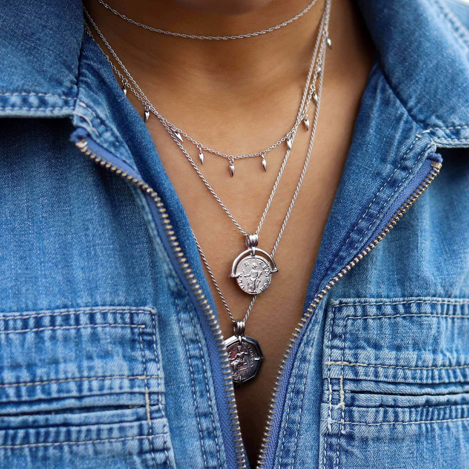 MISSOMA Lucy Williams x Missoma - Octagon Medallion Coin Necklace 