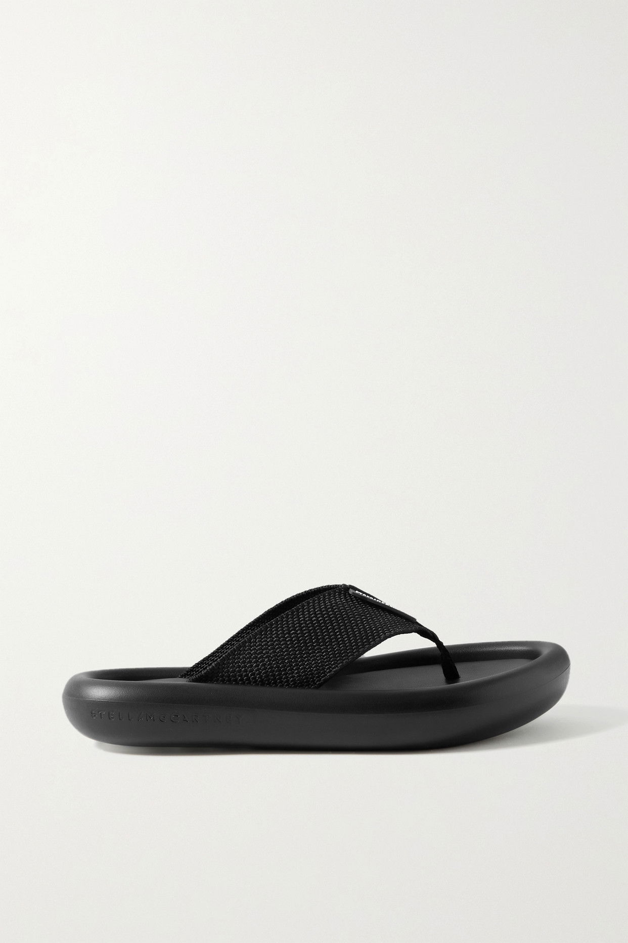 THE ROW Rubber flip flops