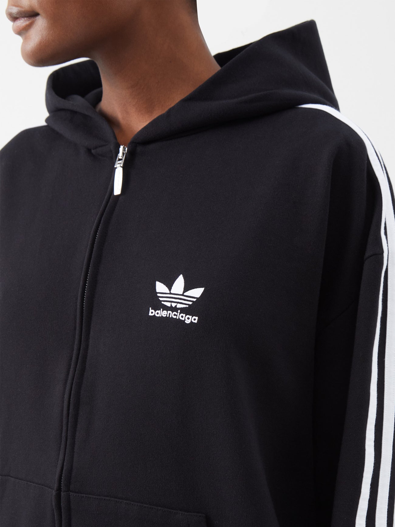 balenciaga-x-adidas-logo- 