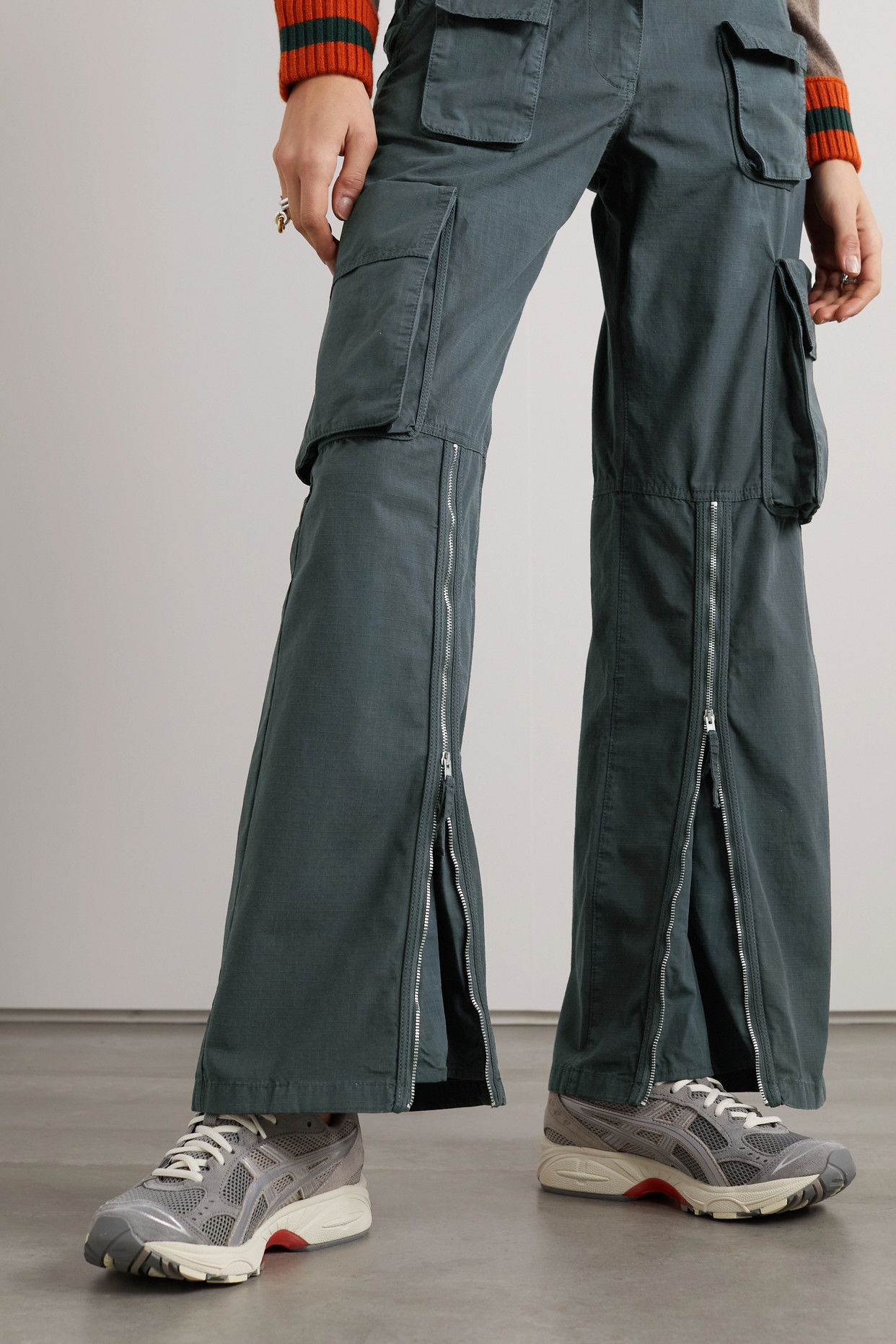 acne-studios-wide-leg-cargo- 