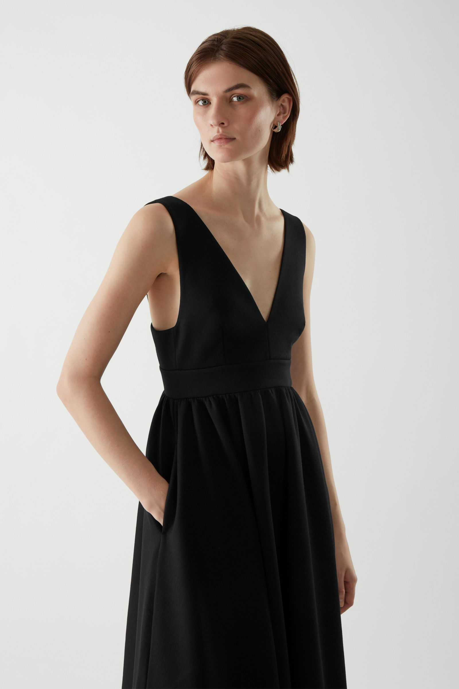 COS V-Neck Scuba Dress | endource